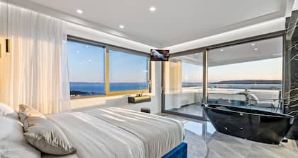 Stunning home in Makarska with sauna