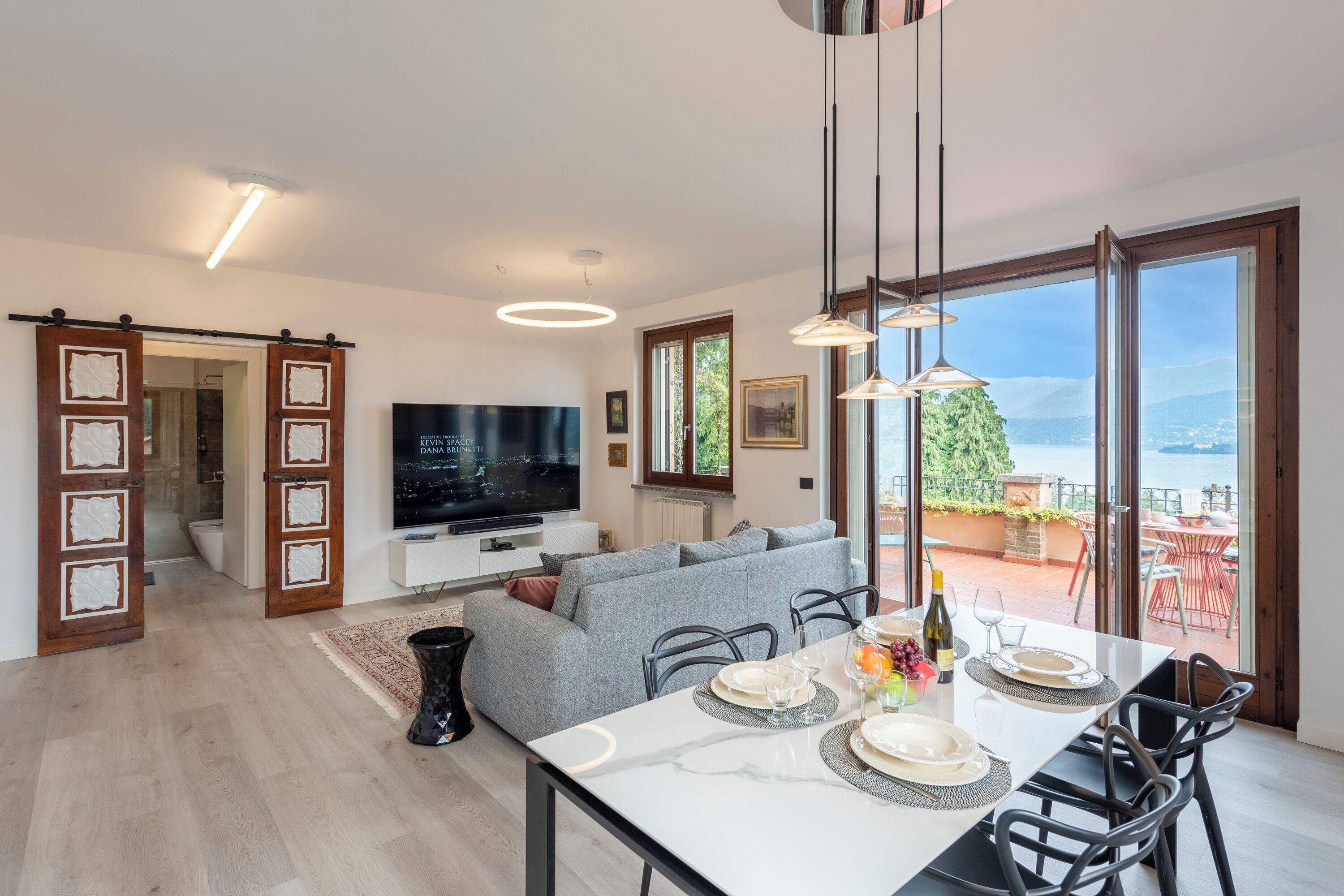 Maison mitoyenne Familiale, plusieurs chambres, côté montagne (Il Dipinto Sul Lago Stresa Center) | Restauration