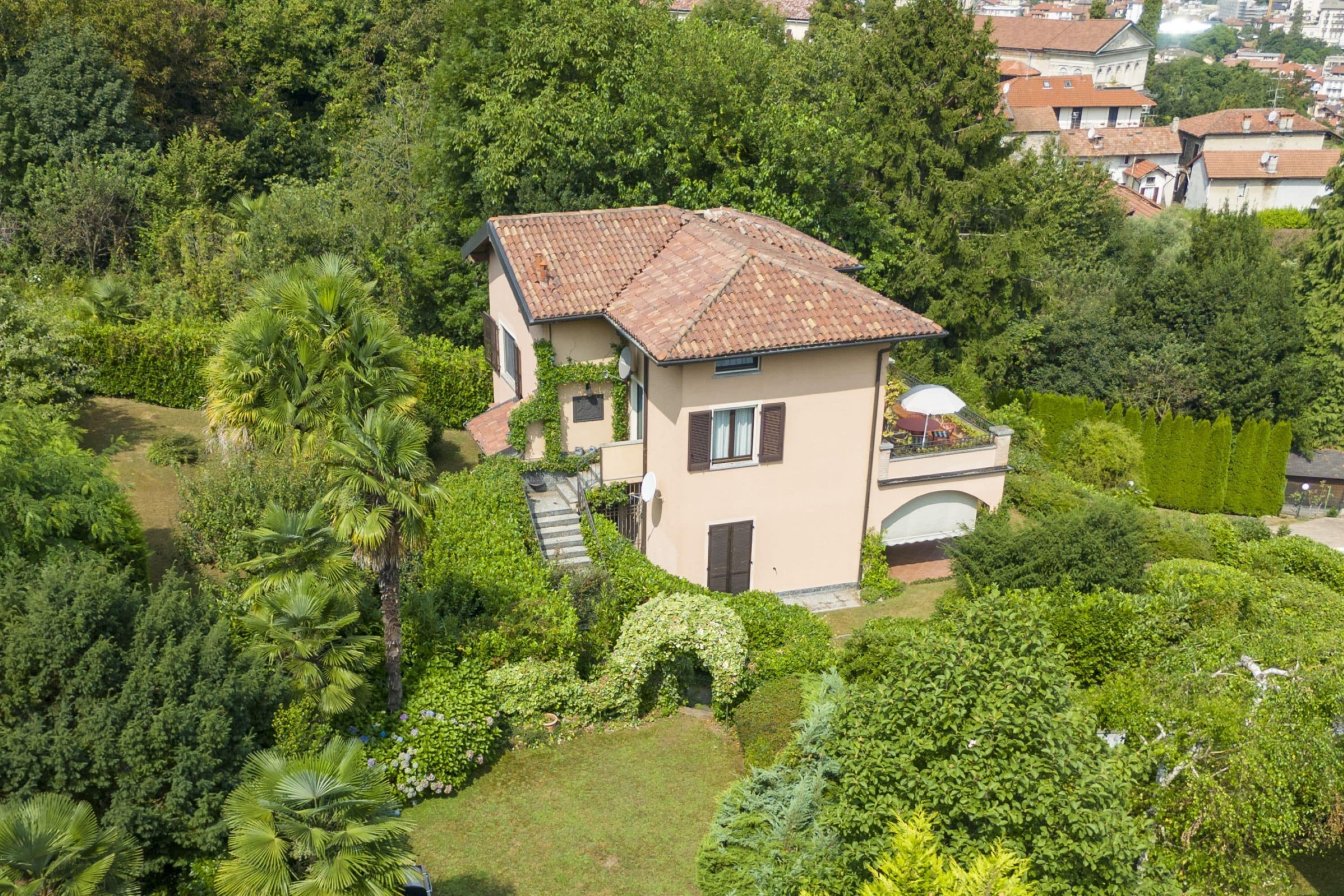 Townhouse Keluarga, beberapa kamar, tepi gunung (Il Dipinto Sul Lago Stresa Center) | Pemandangan dari udara