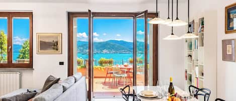 Casa de ciudad familiar, 2 habitaciones, microondas (Il Dipinto Sul Lago Stresa Center:) | Restaurantes