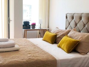 Apartment, 2 Schlafzimmer, Raucher, Balkon | 2 Schlafzimmer