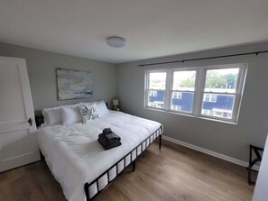 3 chambres, bureau, fer et planche à repasser, Wi-Fi