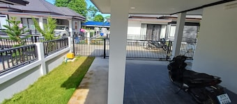 Tropical Island Retreat in Baan Tai, Thailand