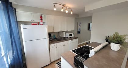 Davenport Dwellings 14-3Bd 2Bath in Midtown