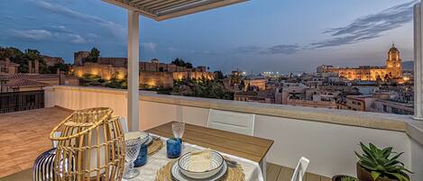 Deluxe Penthouse, City View | Terrace/patio