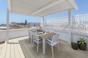 Deluxe Penthouse, City View | Terrace/patio - Solaga - Alcazaba (Málaga)