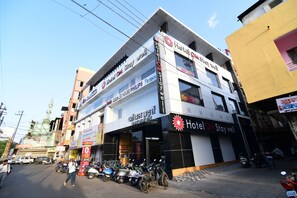 ด้านหน้าที่พัก