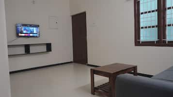 Elite Apartment | Living area