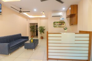 Reception - Hotel Dev Krishna Palace (Ujjain)