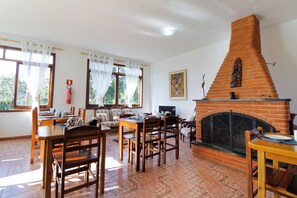 Desayuno bufé gratuito y diario