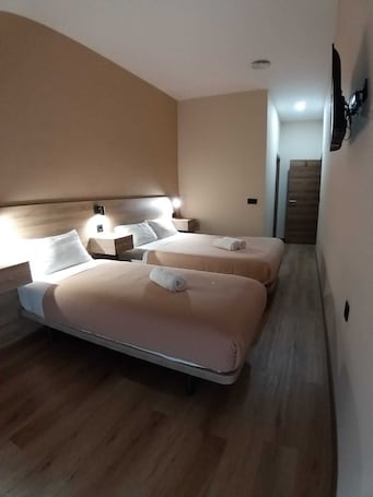 Ropa de cama hipoalergénica, sistema de insonorización y wifi gratis
