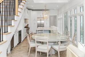 Dining - Pet Friendly + Private Pool- Harp's Haven Main House by Royal Destinations (Inlet Beach)