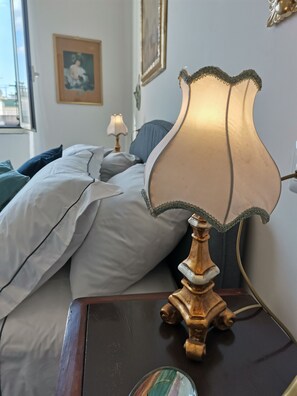 2 quartos, ferros/tábuas de passar roupa, Wi-Fi, roupa de cama