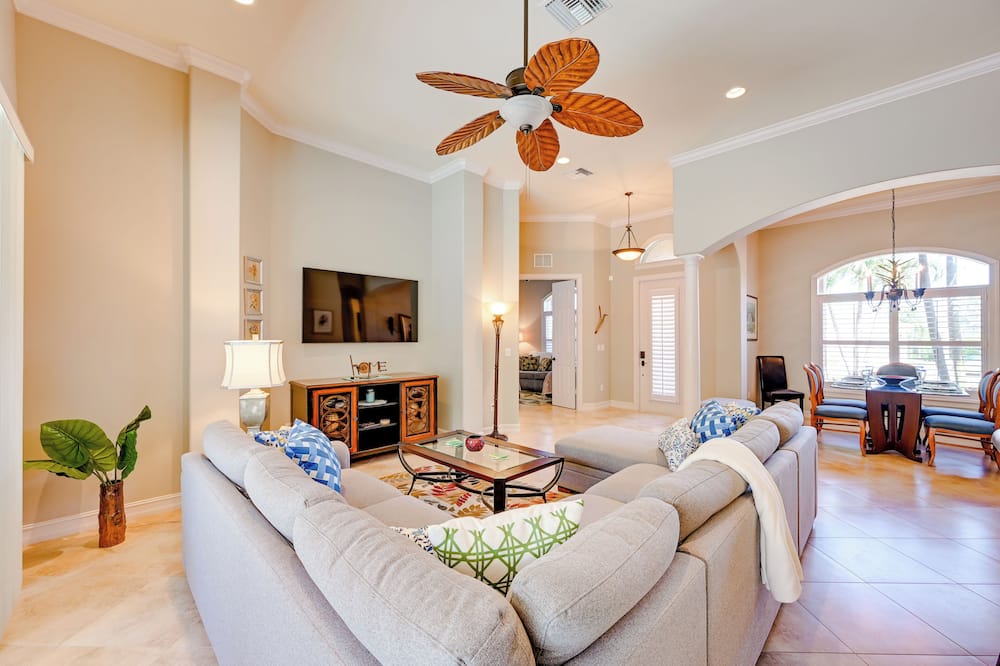 Marco Island Home w/ Private Pool: 3 Mi Beach! - Goodland, FL