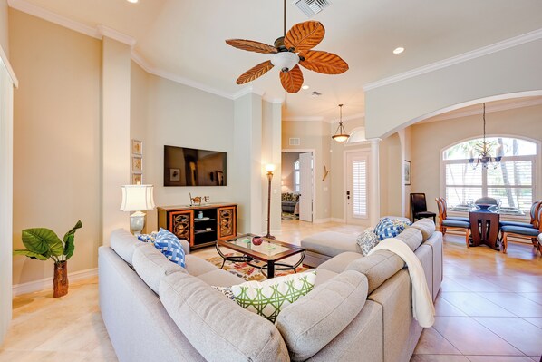 House (4 Bedrooms) | Interior