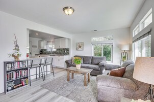 Cottage (2 Bedrooms) | Front of property