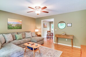 Cottage (3 Bedrooms) | Interior - Campton Cottage w/ Hot Tub, Near Hiking + Climbing (Campton)