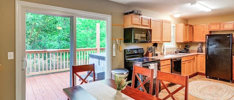Cottage (3 Bedrooms) | Interior