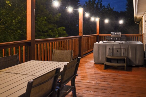 Cottage (3 Bedrooms) | Interior - Campton Cottage w/ Hot Tub, Near Hiking + Climbing (Campton)