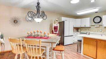 Rumah (3 Bedrooms) | Interior