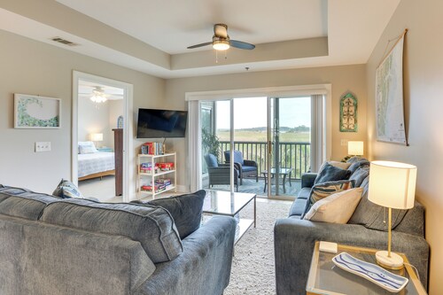 Darien Condo w/ Boat Dock Access: Walk to Downtown