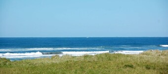 221 Don't Worry, Be Happy ~ Spacious Ocean View Condo