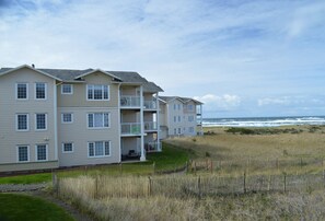 Exterior - 323 Time for some vitamin Sea - Oceanview Condo (Westport)
