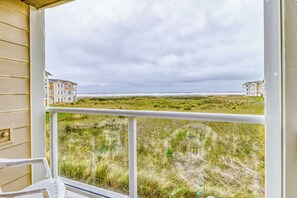 Interior - 323 Time for some vitamin Sea - Oceanview Condo (Westport)