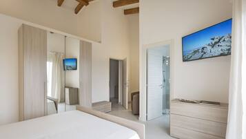 Doppel- oder Zweibettzimmer | Schreibtisch, kostenloses WLAN