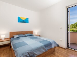 2 bedrooms, Internet