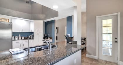 Micanopy Lake Retreat 3 Bedroom Home by RedAwning