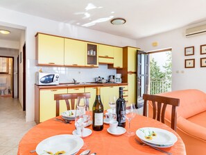 Dining - Orhideja by Interhome (Rabac)