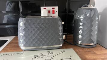 Apartment | Private kitchen | Fridge, microwave, oven, stovetop