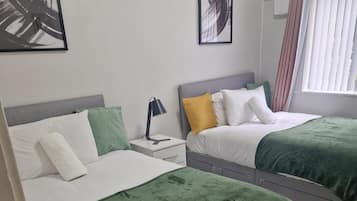 1 bedroom, free WiFi, bed sheets