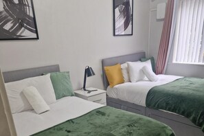 1 bedroom, free WiFi, bed sheets - 1bed Home Sleeps 5 Free Parking, Central, Wifi (Birmingham)