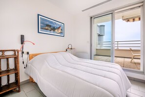 Free WiFi - Seaview - flat for 4 (Pornichet)