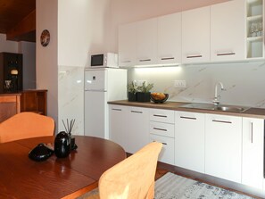 Fridge, microwave, oven, toaster
