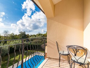 Outdoor dining - Vacation home Lara by Interhome (Poreč)