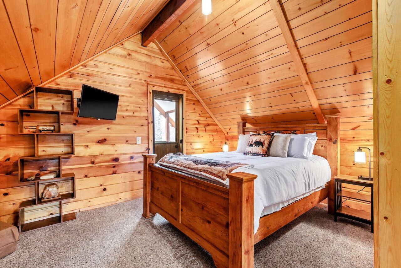 2 多间卧室、免费 WiFi、床单