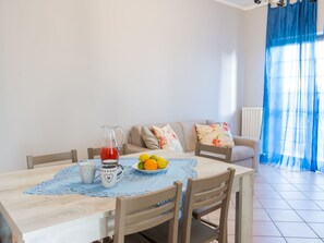 Dining - Rosa Alba by Interhome (Lago di Bolsena)