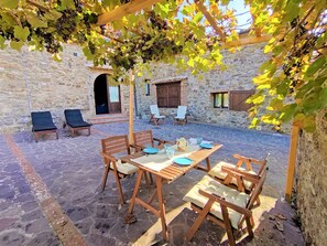 Outdoor dining - Apartment Irene by Interhome (Montieri)