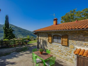 Outdoor dining - Il Poderino by Interhome (Dicomano)