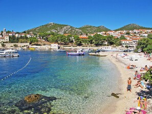 Beach nearby - Apartment Buda by Interhome (Hvar/Kalober)