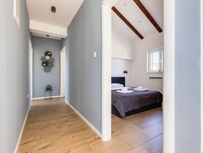 4 bedrooms, Internet