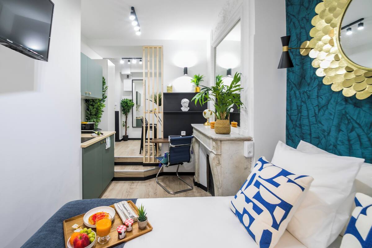 Studio | In-room safe, iron/ironing board, WiFi (free)