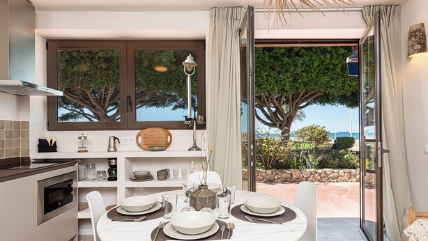 50-inch LCD TV with cable channels - Solaga - Casa Banda del Mar (Málaga)