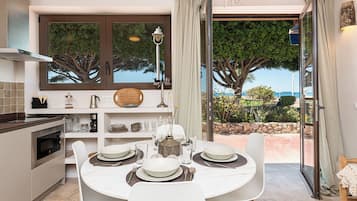 Televisión LCD de 50 pulgadas con canales por cable