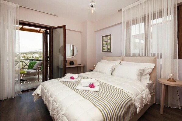 3 bedrooms, travel cot, free WiFi