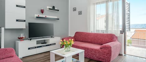 TV