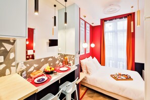 Studio | In-room safe, soundproofing, iron/ironing board, free WiFi - WS Louvre - Saint-Roch (Paris)